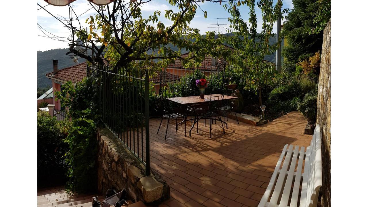 Casa Dalia Villa Pietrabruna Екстериор снимка