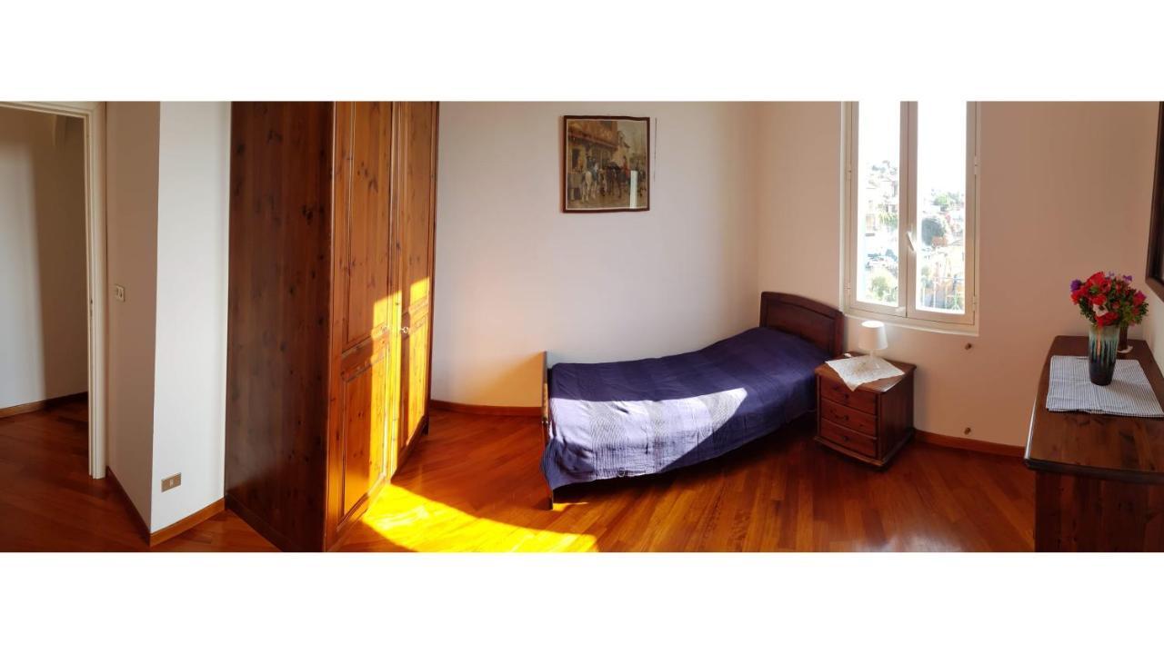 Casa Dalia Villa Pietrabruna Екстериор снимка